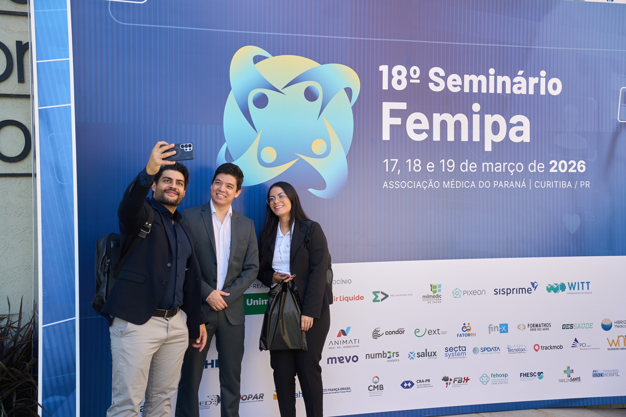 18º Seminário Femipa bate recorde de público, amplia conexões e reforça protagonismo dos hospitais filantrópicos no Paraná